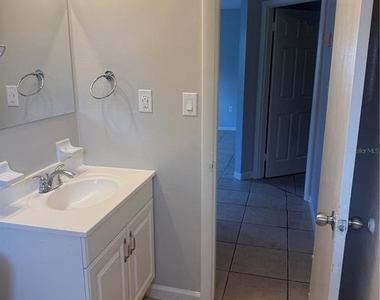 4917 21st Street W - Photo Thumbnail 16