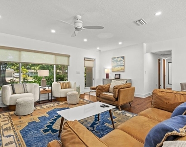 2587 Ringling Boulevard - Photo Thumbnail 10