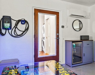 2587 Ringling Boulevard - Photo Thumbnail 47