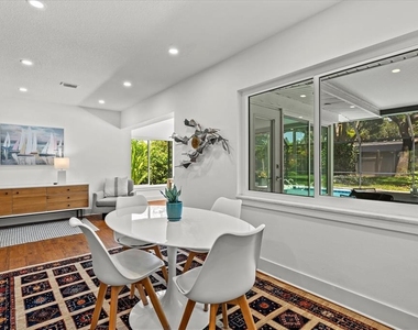 2587 Ringling Boulevard - Photo Thumbnail 15