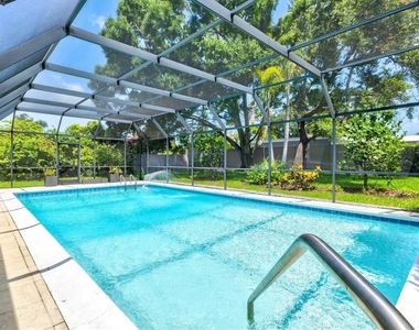 2587 Ringling Boulevard - Photo Thumbnail 54