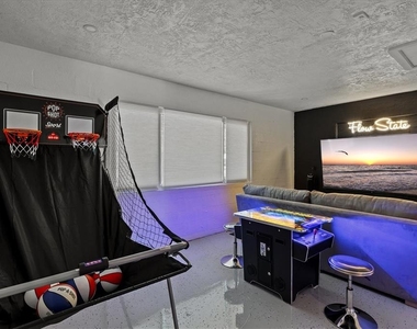 2587 Ringling Boulevard - Photo Thumbnail 41