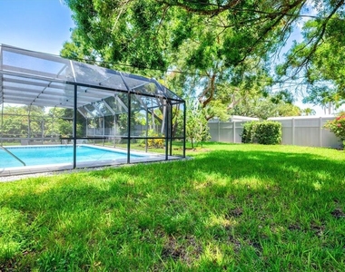 2587 Ringling Boulevard - Photo Thumbnail 60