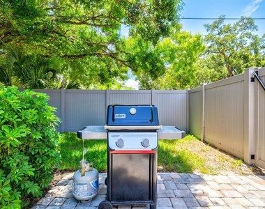 2587 Ringling Boulevard - Photo Thumbnail 59