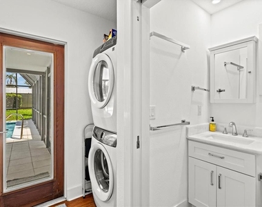 2587 Ringling Boulevard - Photo Thumbnail 39
