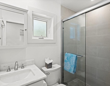 2587 Ringling Boulevard - Photo Thumbnail 40