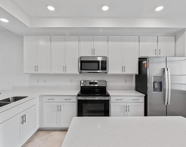 12180 Wellen Golf Street - Photo Thumbnail 6