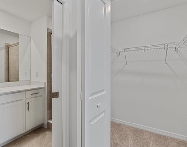 12180 Wellen Golf Street - Photo Thumbnail 17