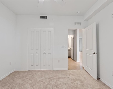 12180 Wellen Golf Street - Photo Thumbnail 22