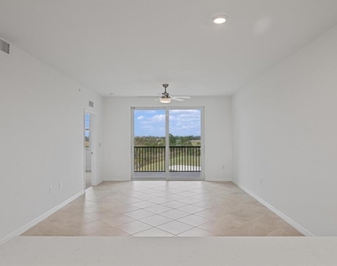 12180 Wellen Golf Street - Photo Thumbnail 10