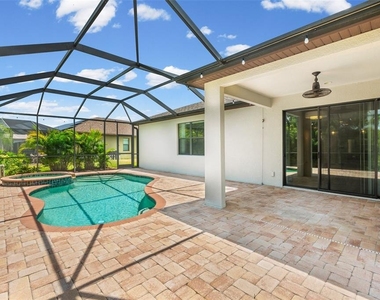 5524 107th Terrace E - Photo Thumbnail 35