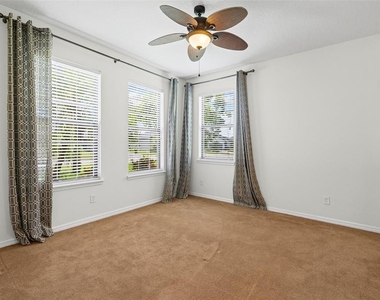 5524 107th Terrace E - Photo Thumbnail 16