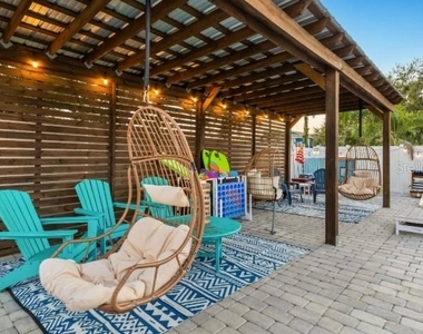 2730 49th Avenue W - Photo Thumbnail 28