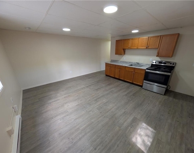539 Atlantic Street - Photo Thumbnail 1