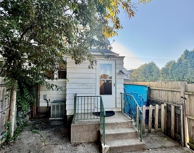 815 23rd Street - Photo Thumbnail 1