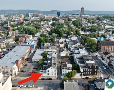 547 Silk Street - Photo Thumbnail 2