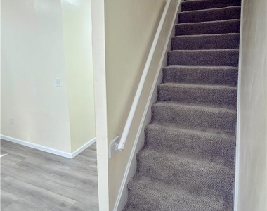 547 Silk Street - Photo Thumbnail 18