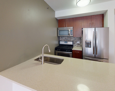 120 W. 21st - Photo Thumbnail 2
