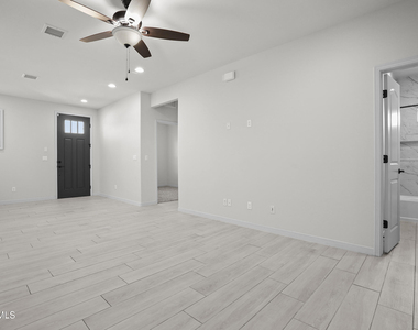 5856 Kobe Bryant Street - Photo Thumbnail 9
