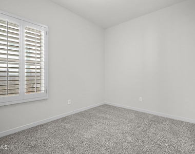 5856 Kobe Bryant Street - Photo Thumbnail 14