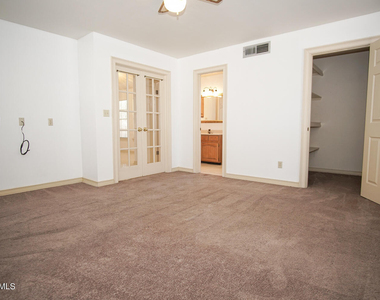 1808 Gurss Place - Photo Thumbnail 11