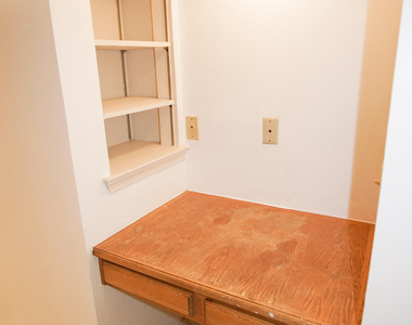 1808 Gurss Place - Photo Thumbnail 7