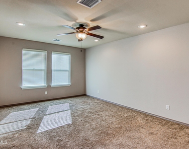 7545 Wolf Creek Drive - Photo Thumbnail 40