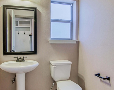 7545 Wolf Creek Drive - Photo Thumbnail 20