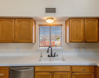 4628 King Arthur Court - Photo Thumbnail 19