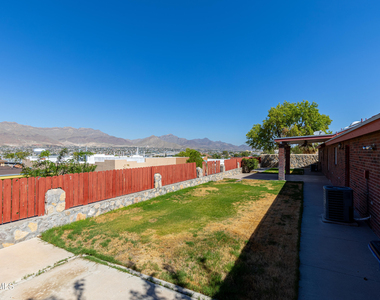 4628 King Arthur Court - Photo Thumbnail 31