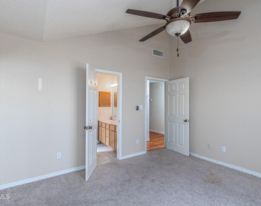 4628 King Arthur Court - Photo Thumbnail 6