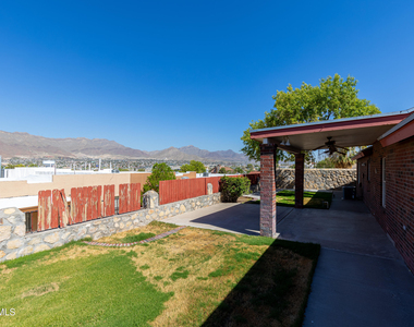 4628 King Arthur Court - Photo Thumbnail 26