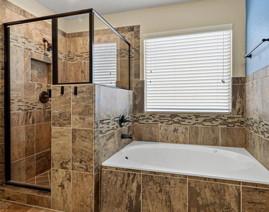 405 Saltford Place - Photo Thumbnail 23