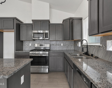 2420 Tierra Delmonte Drive - Photo Thumbnail 12