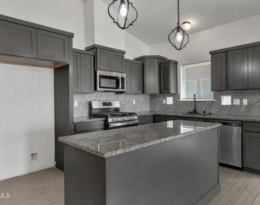 2420 Tierra Delmonte Drive - Photo Thumbnail 9