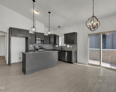 2420 Tierra Delmonte Drive - Photo Thumbnail 6