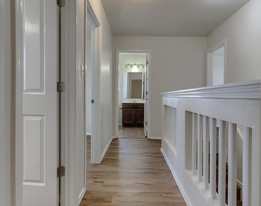 14202 Ranier Point Drive - Photo Thumbnail 18