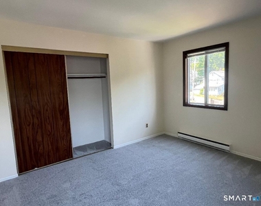 74 Coolidge Avenue - Photo Thumbnail 20