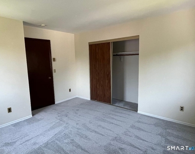 74 Coolidge Avenue - Photo Thumbnail 19