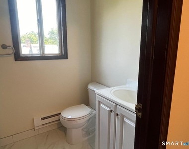 74 Coolidge Avenue - Photo Thumbnail 18