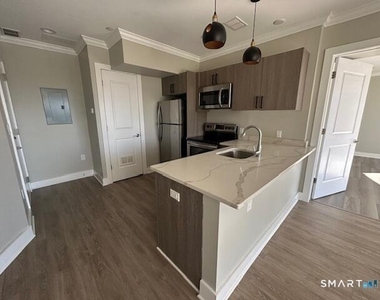 103 Prospect Street - Photo Thumbnail 10