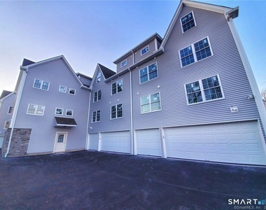 30 Ferris Avenue - Photo Thumbnail 10