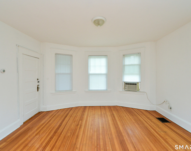 390 Clinton Street - Photo Thumbnail 18