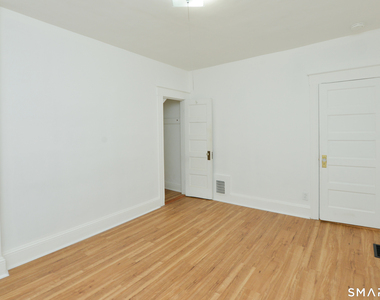390 Clinton Street - Photo Thumbnail 24