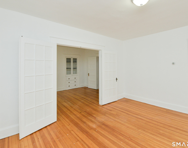 390 Clinton Street - Photo Thumbnail 21