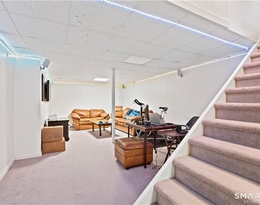 8 Genesee Lane - Photo Thumbnail 30