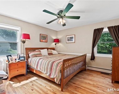 8 Genesee Lane - Photo Thumbnail 18