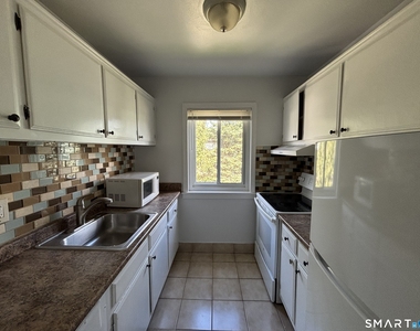 12 Taylor Avenue - Photo Thumbnail 6