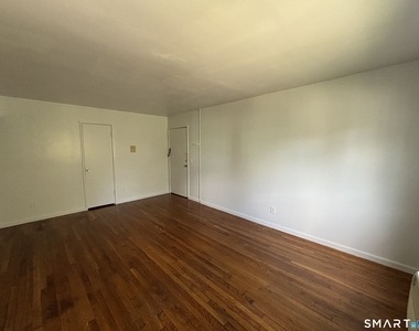 12 Taylor Avenue - Photo Thumbnail 3