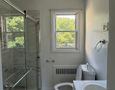 57 Fairview Avenue - Photo Thumbnail 7